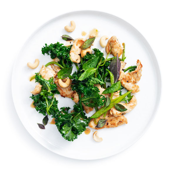 Fresh, quick, and healthy – Try our lemongrass chicken and kale stir-fry.