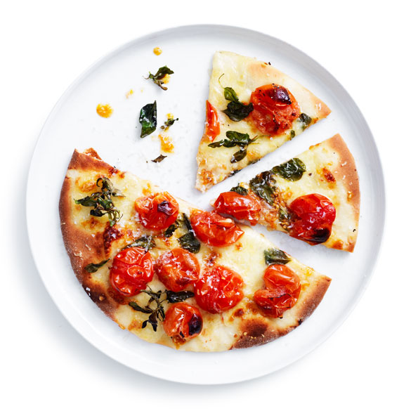 Fresh, quick, and tasty – margherita pizza