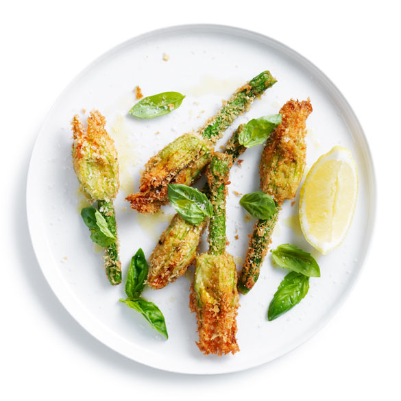 Fresh, quick, and healthy – Try our ricotta and basil stuffed zucchini flowers.